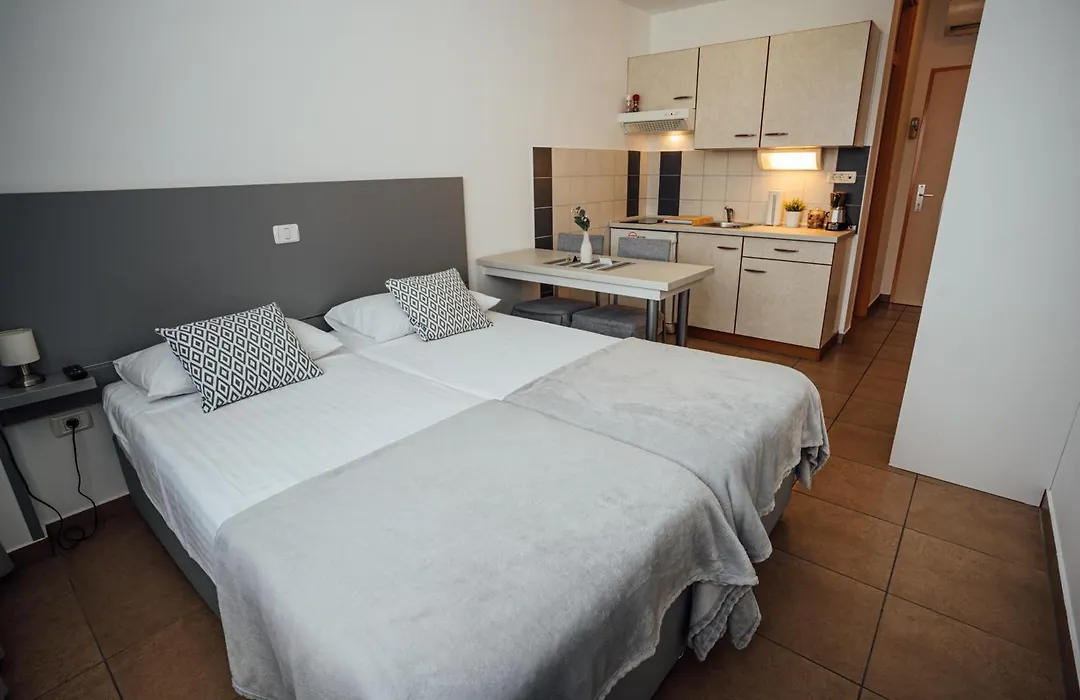 Sobe Rooms Nataly-1